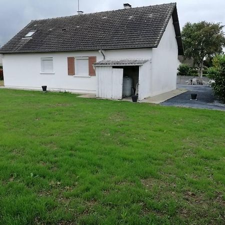 Charmant Pavillon Des Annees 70 Sommervieu Exterior photo